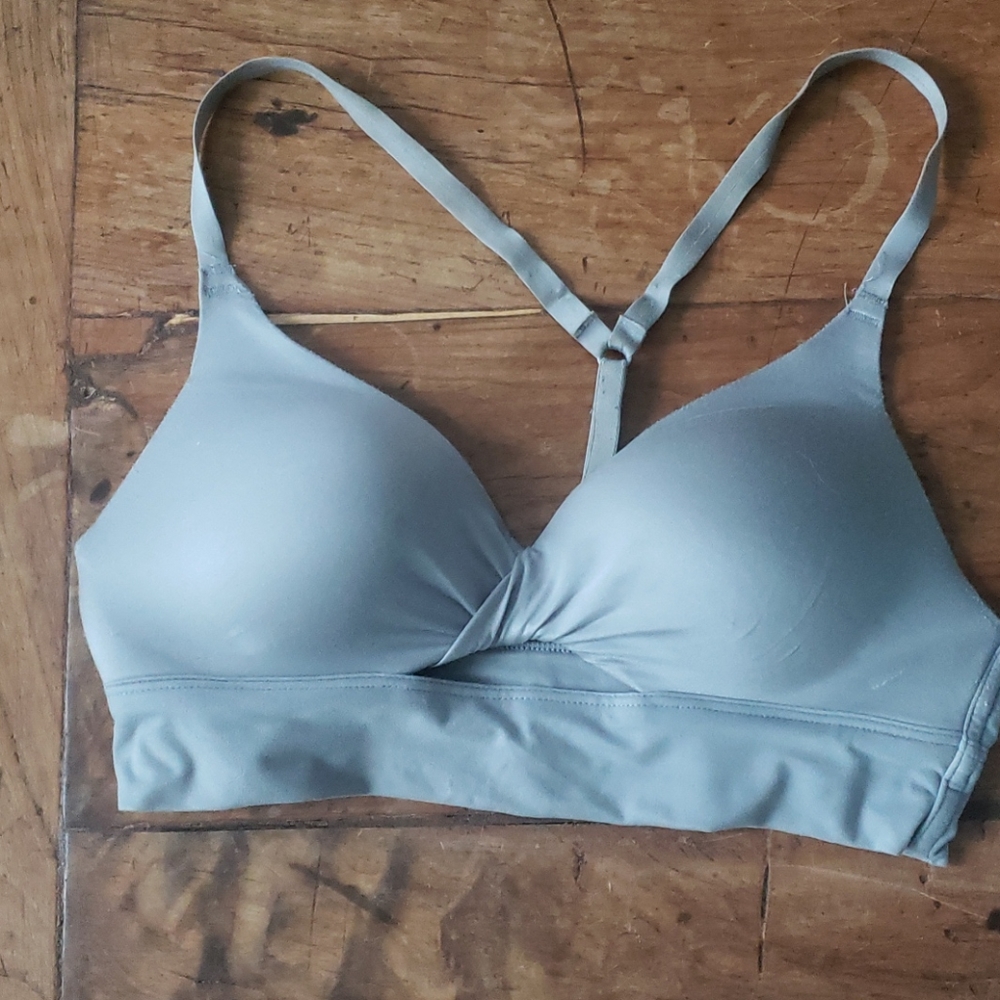 Victoria's Secret uplift no wire bra